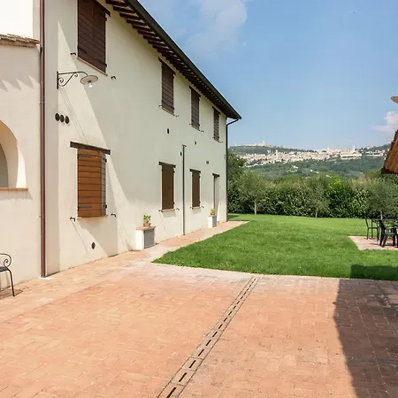 Semesterbostad Terzo Santa Maria Degli Angeli (Assisi)